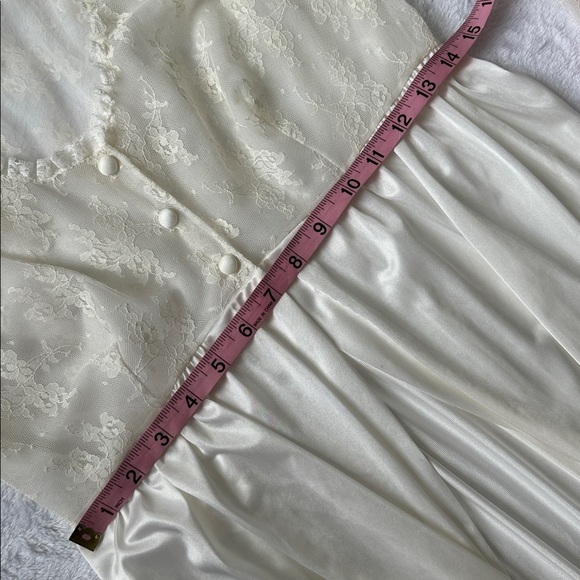 1960s Vtg Van Raalte Lace Coquette Romantic Long Sleeve Ivory Nightgown 34 Bride - Picture 10 of 12